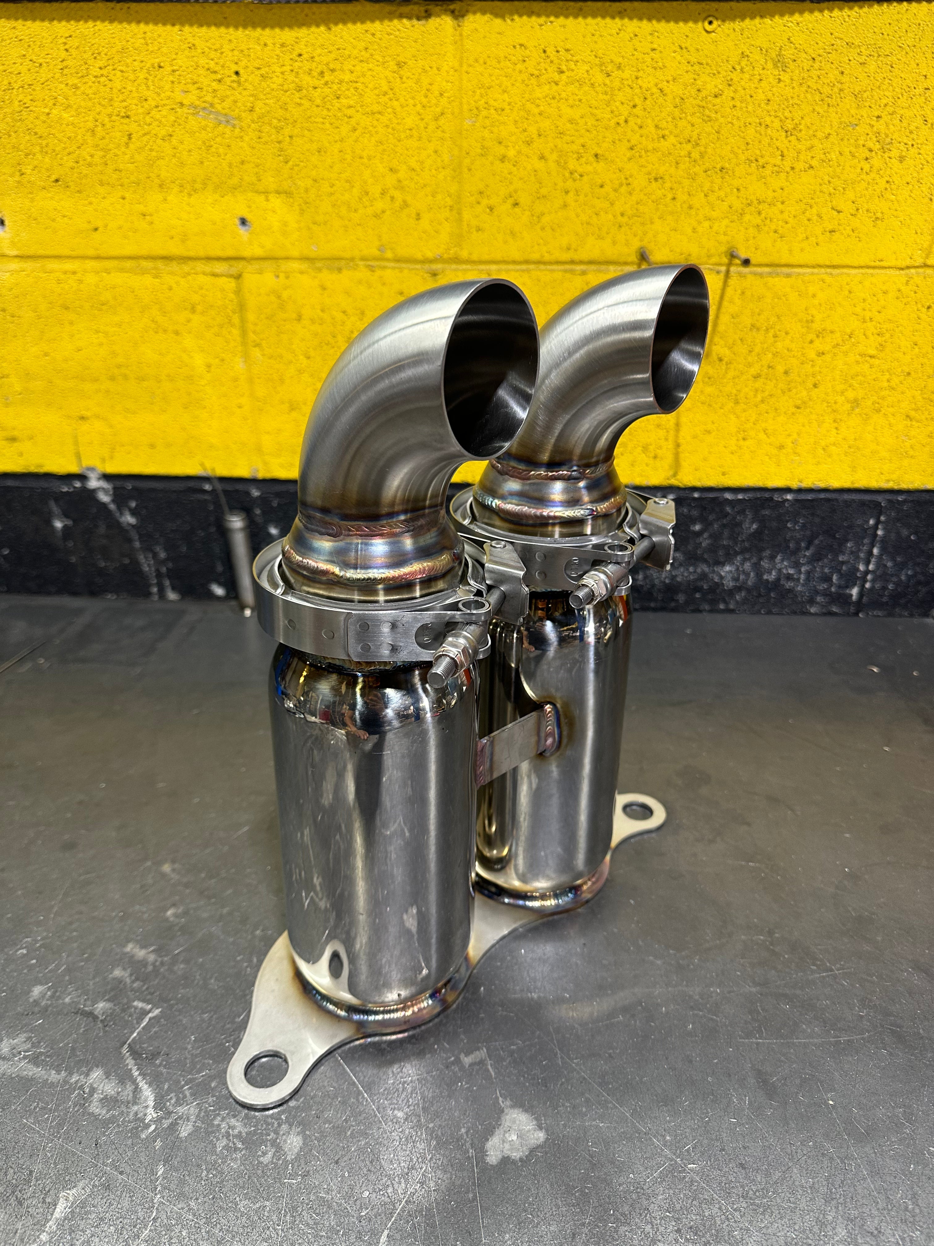 DB Killer Porsche 997 - 991 GT3 / GT3 RS | Bolt On Resonated Turn Down Exhaust Tips